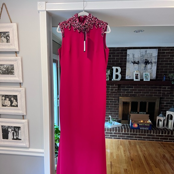 Badgley Mischka Beaded Mock Neck Gown - Picture 6 of 9